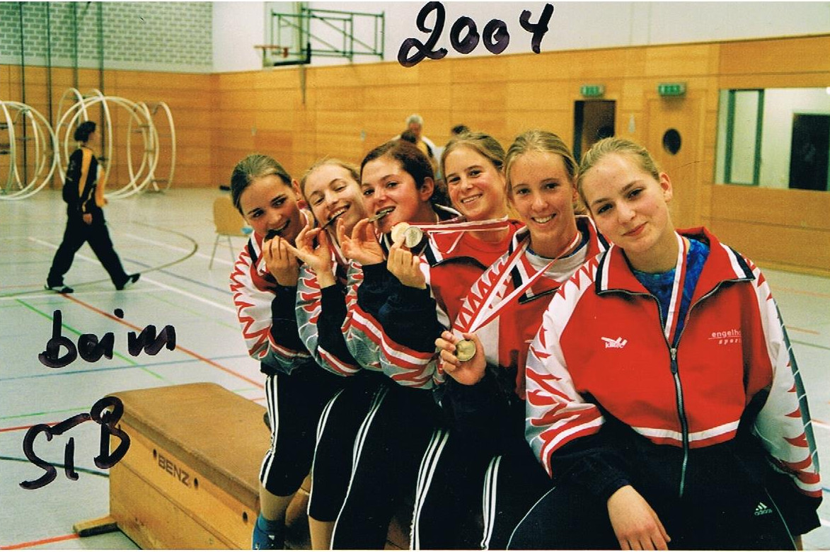 2004
